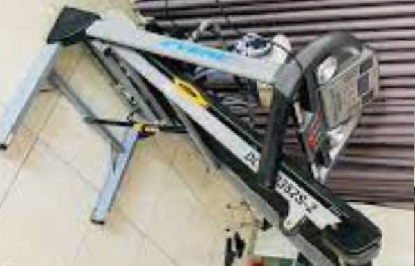 Cảnh giác mua máy chạy bộ cũ còn bảo hành của hãng nhé